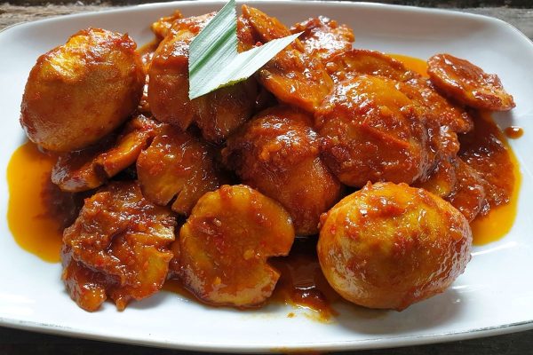 Semur Jengkol: Cita Rasa Khas Nusantara yang Melegenda